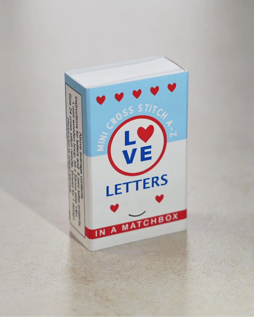 Love Letters mini korsstingsett i en fyrstikkeske - Snyggelig