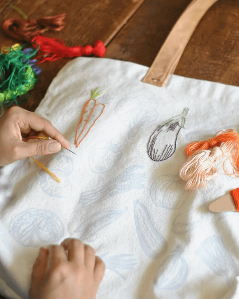 Stitch Your Vegetables tøyveske - gjør det selv-broderisett - Snyggelig